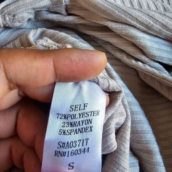 Beige botany juniors Sz S pale brown open back top - Picture 7 of 7